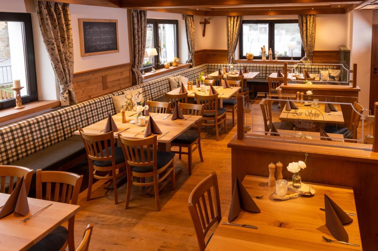 Gasthof Zur Seku Neunkirchen am Brand ภายนอก รูปภาพ